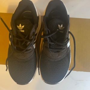 Adidas kids size 13k